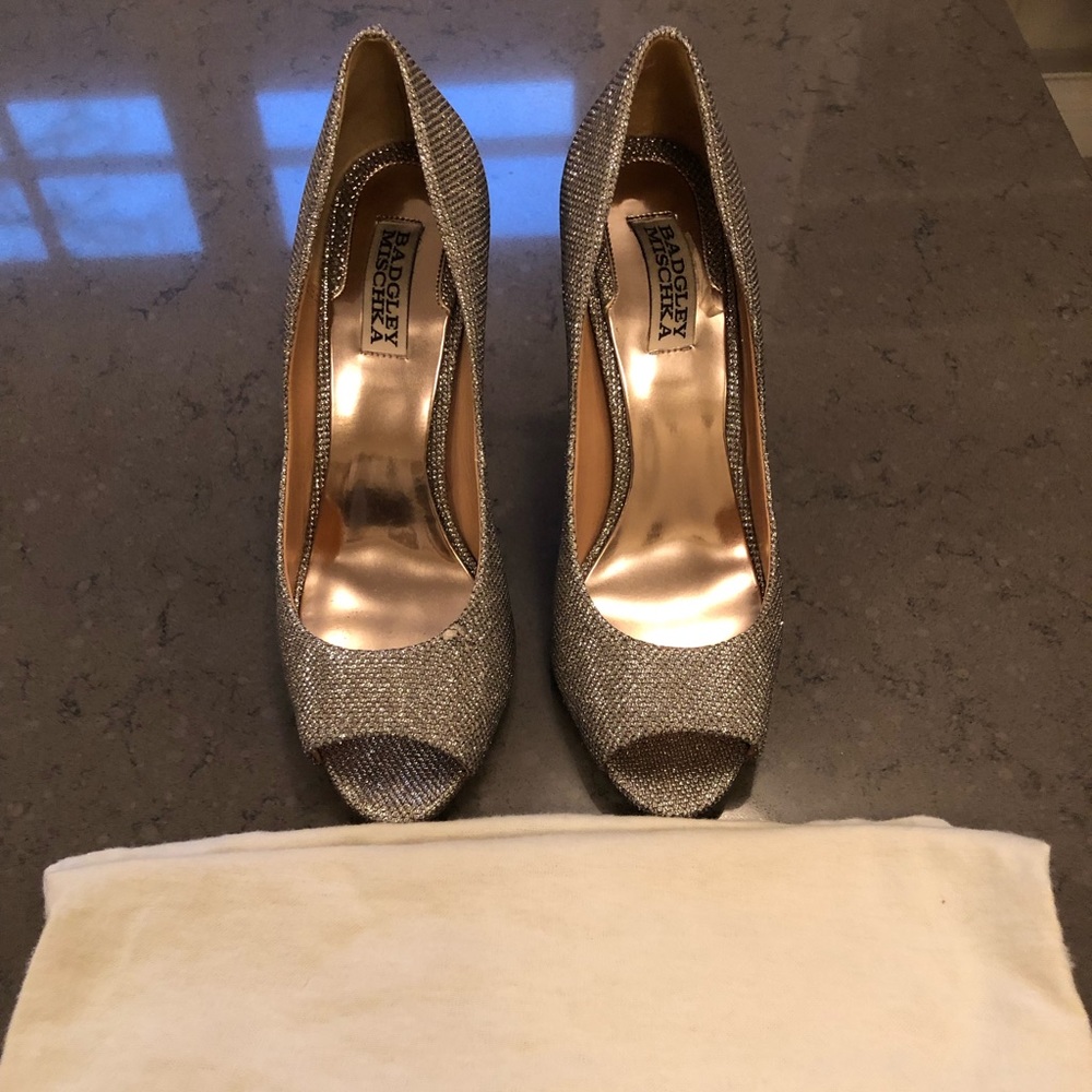 Badgley Mischka Humbie II Shoes